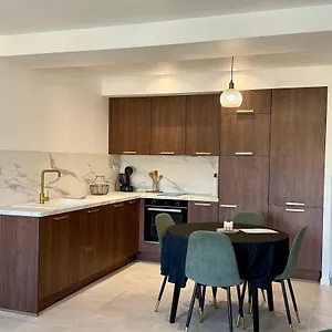https://appartement-neuf-contemporain.midi-pyreneeshotels.com