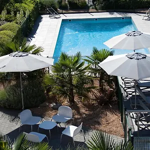 https://novotel-clermont-ferrand.hotels-rhonealpes.com